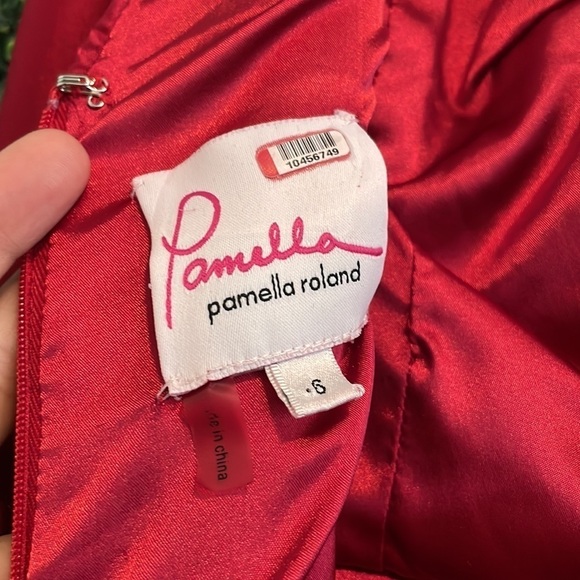 pamella by pamella roland
Crimson Shine Gown 6 - Picture 10 of 12